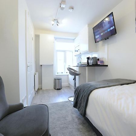Stylish Studios By Luxestays Shepherds Bush Лондон Экстерьер фото