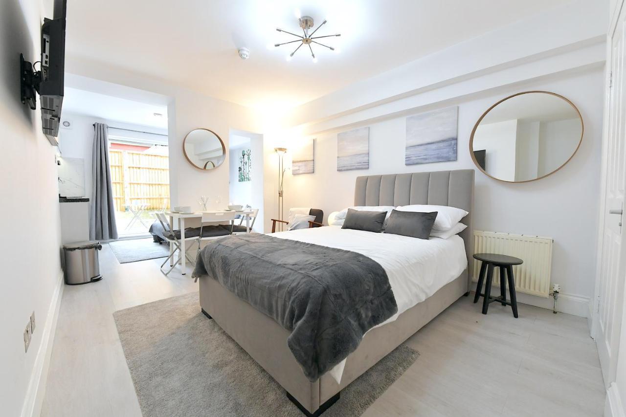 Stylish Studios By Luxestays Shepherds Bush Лондон Экстерьер фото