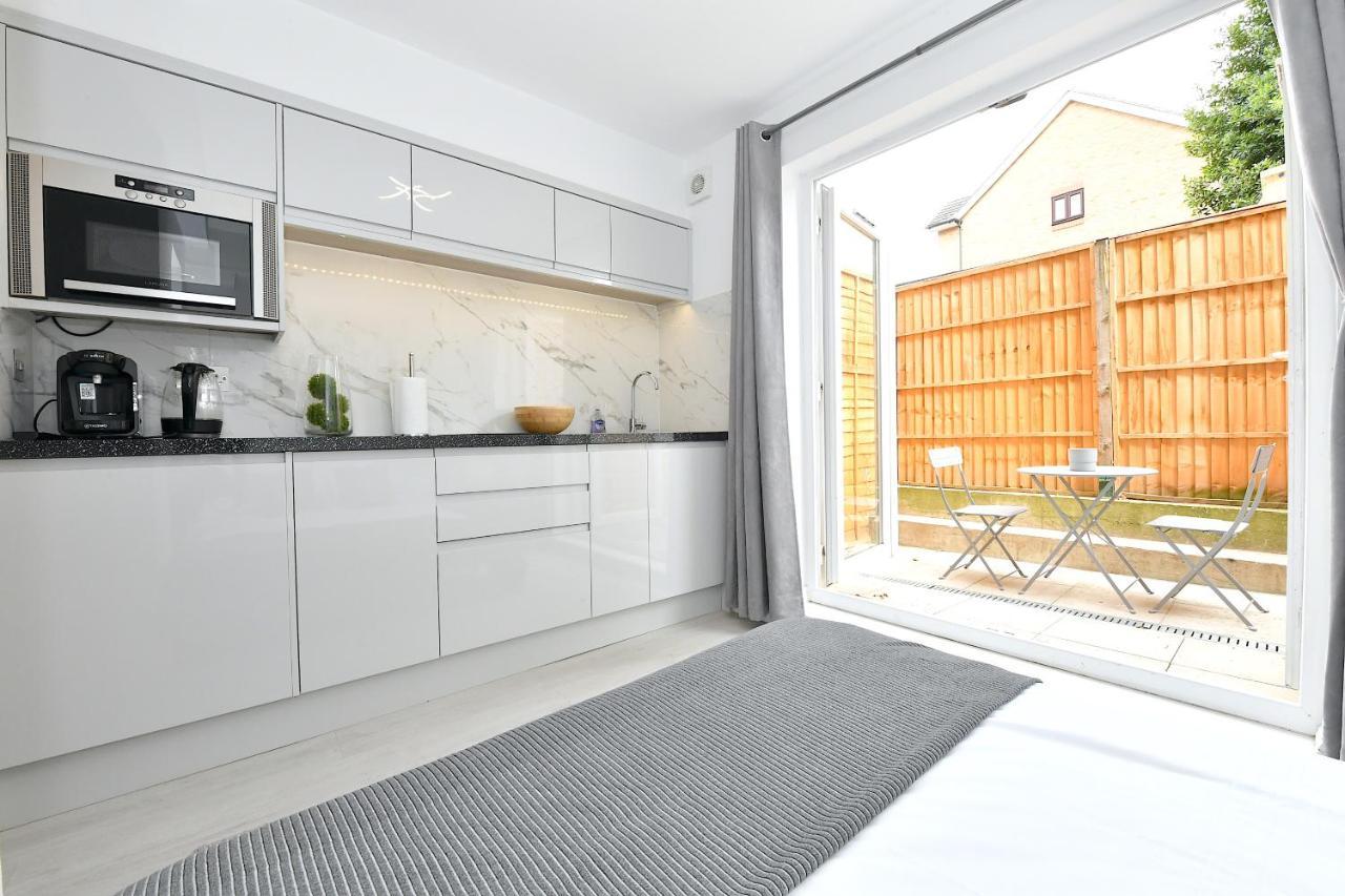 Stylish Studios By Luxestays Shepherds Bush Лондон Экстерьер фото