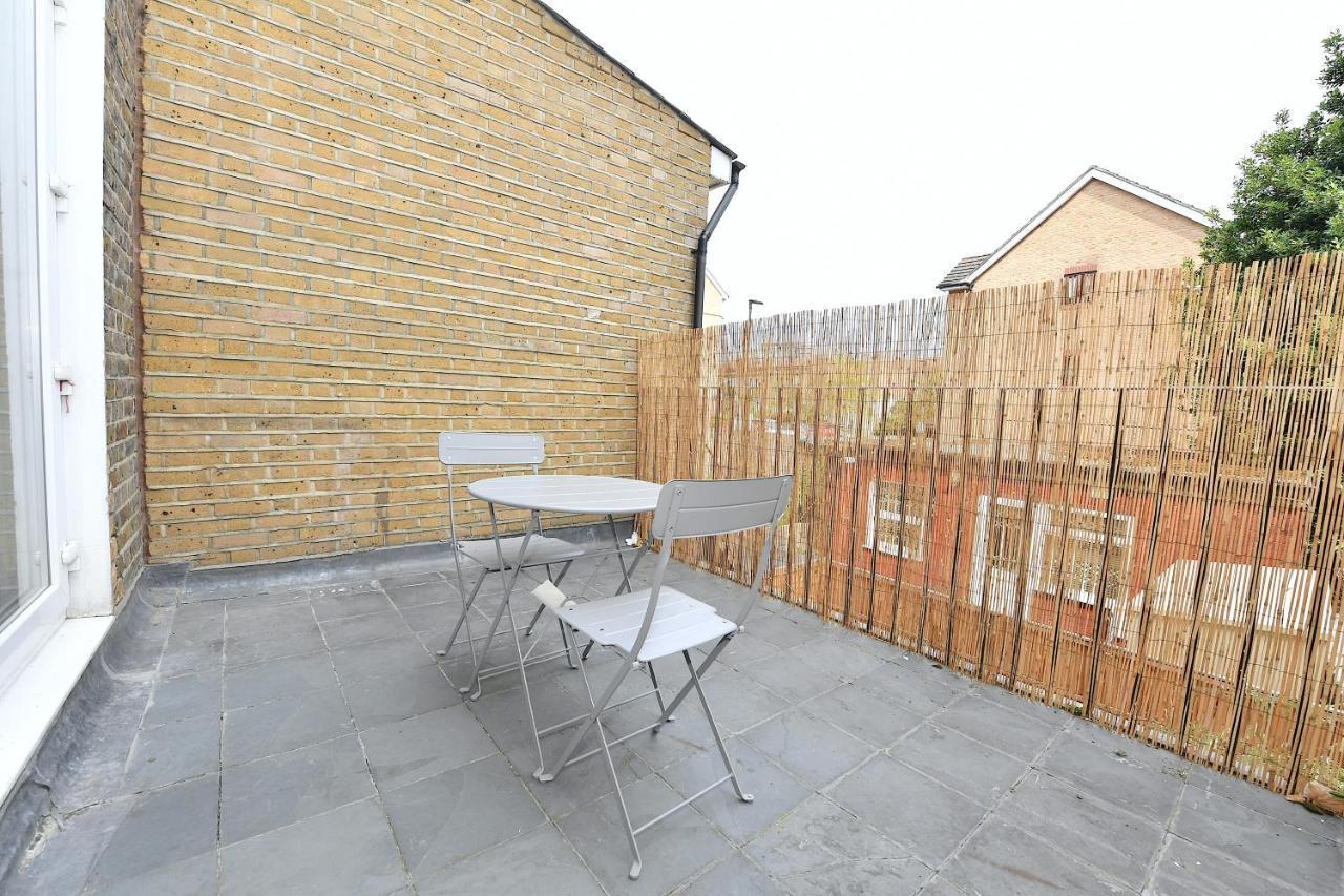 Stylish Studios By Luxestays Shepherds Bush Лондон Экстерьер фото
