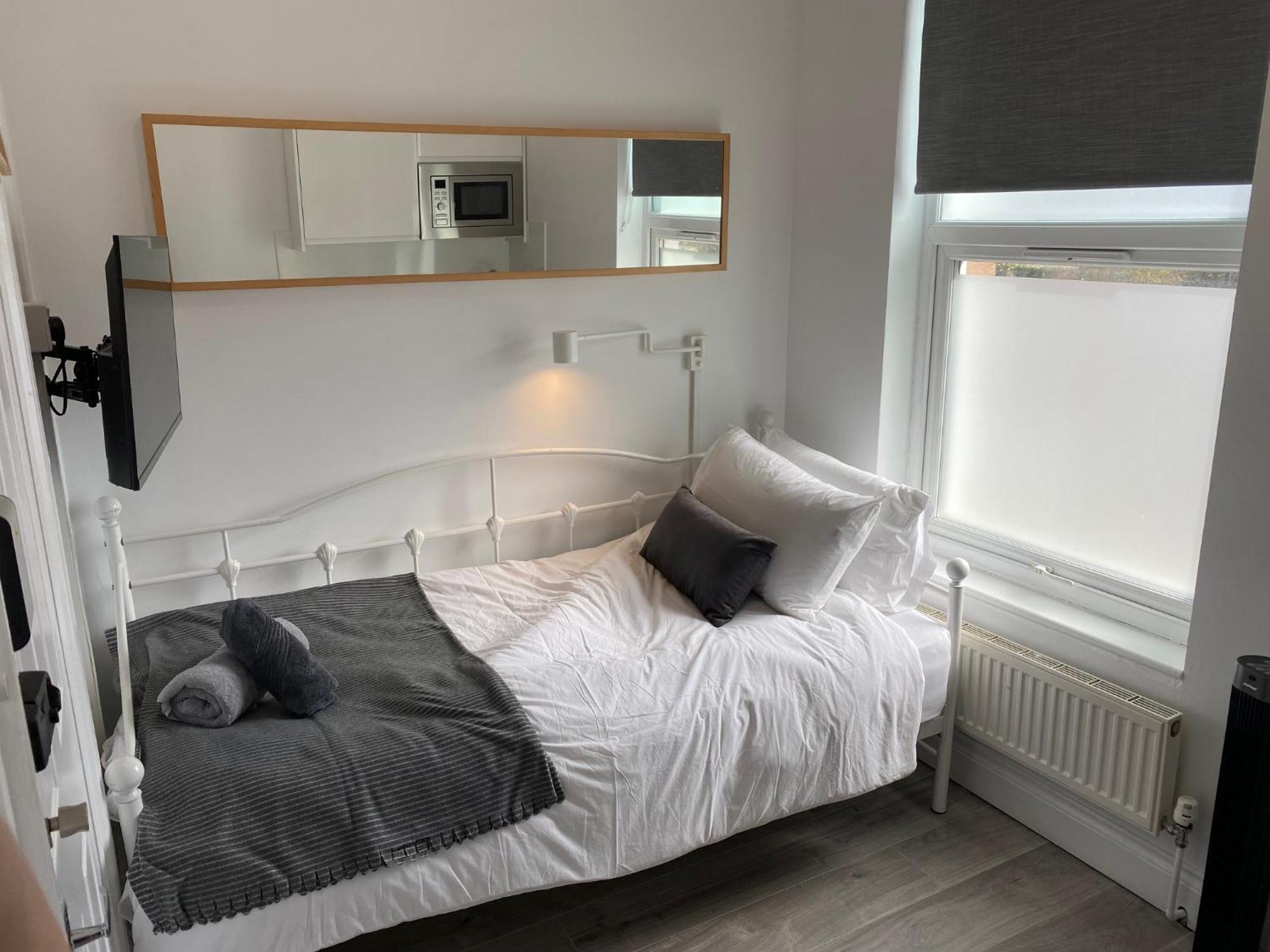 Stylish Studios By Luxestays Shepherds Bush Лондон Экстерьер фото